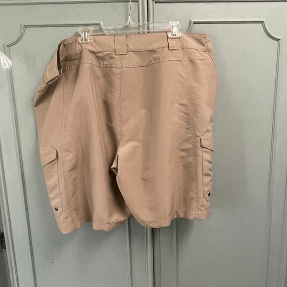 World Wide Sportsman Khaki Mens Fishing Shorts Size 46 Lightweight Tan - Picture 4 of 5